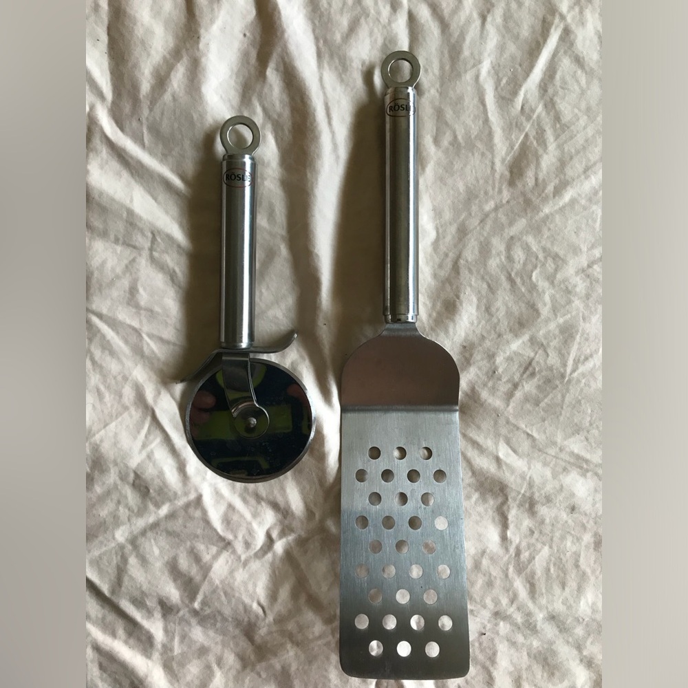 Rösle Stainless Pizza Cutter and Slotted Turner Set - Silver
